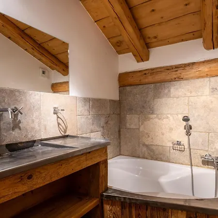 Chalet Traditionnel 5 Chambres, 10 Pers, Parking, Terrasse, Proche La Balme - Fr-1-459-210 *
